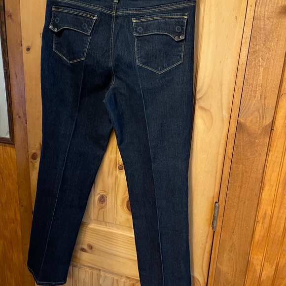 Gloria Vanderbilt jeans - Picture 4 of 6